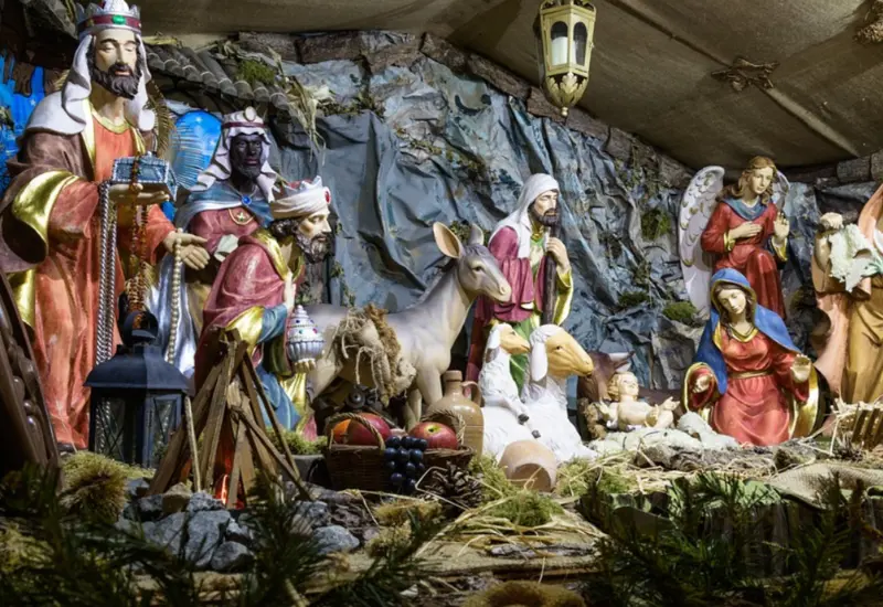 Instalación de nacimientos religiosos.