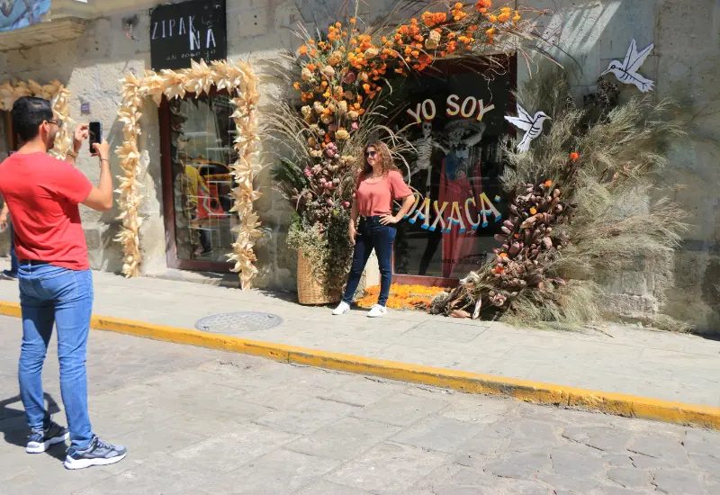 persona_posando