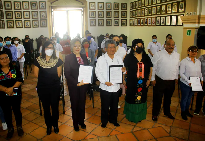 firma_dE_convenio_multiversidad