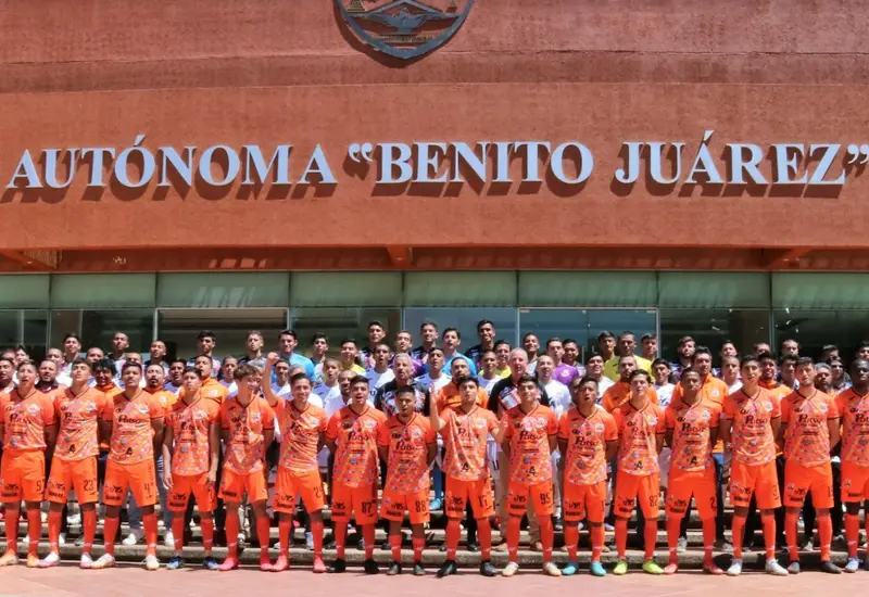 alebrijes-posando-uabjo