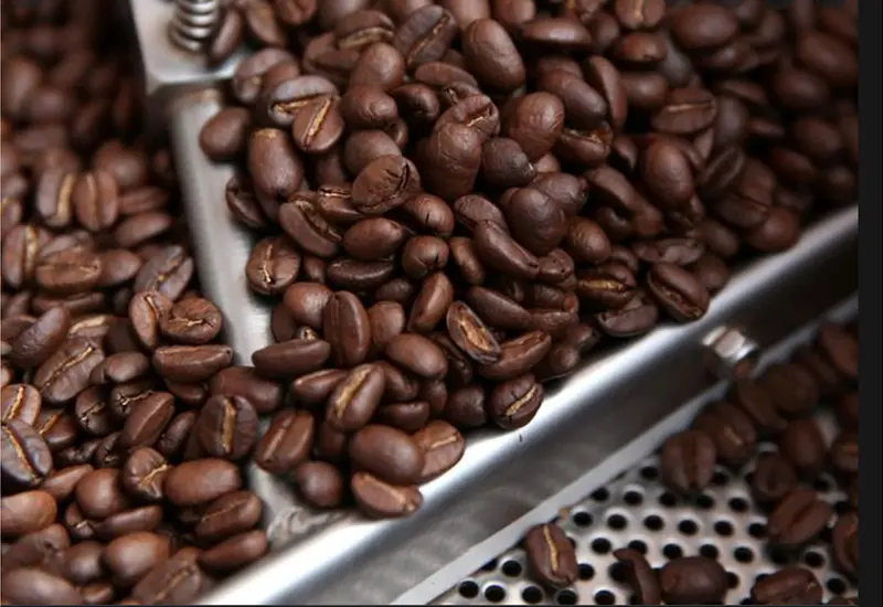 Se dice que el café puede ayudar a mantenerte alerta y activo.