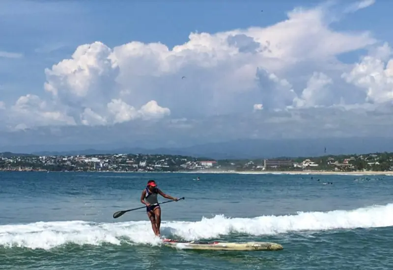 mujer-surfista