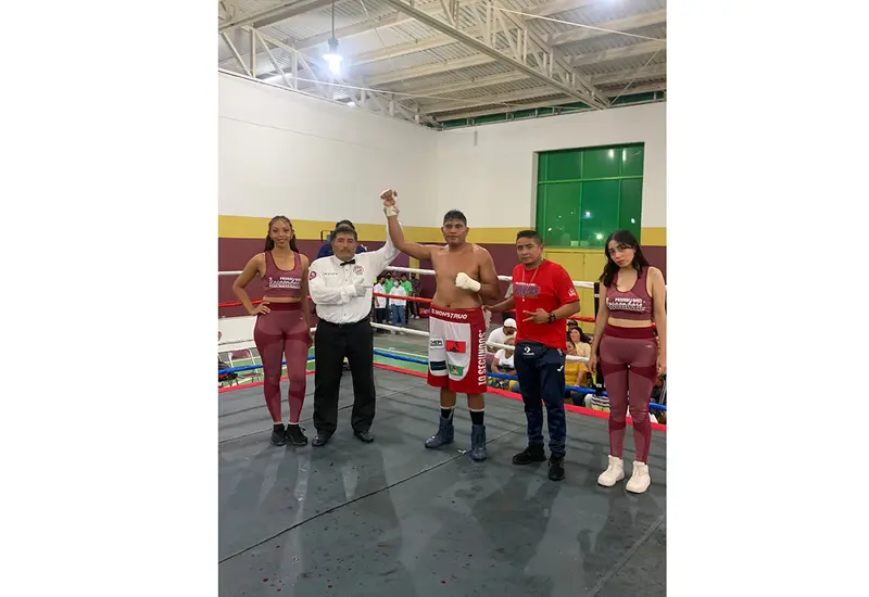 Aldo “El Monstruo” Luis salió con el brazo en alto