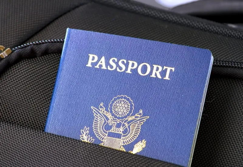 documento_migratorio_falso
