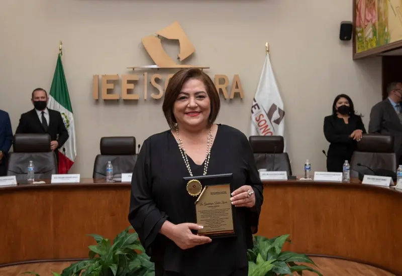 mujer-ine