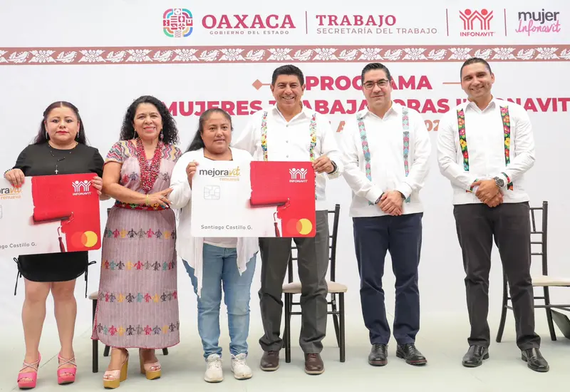 Salomón Jara en conferencia