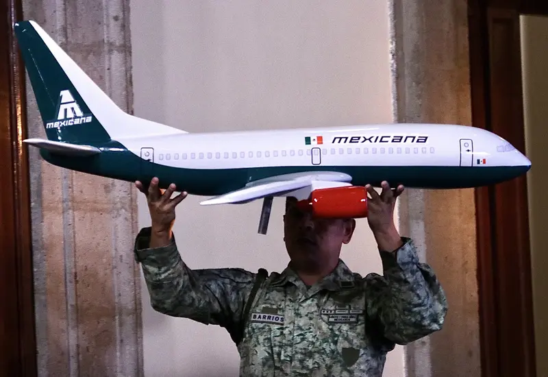 Avión