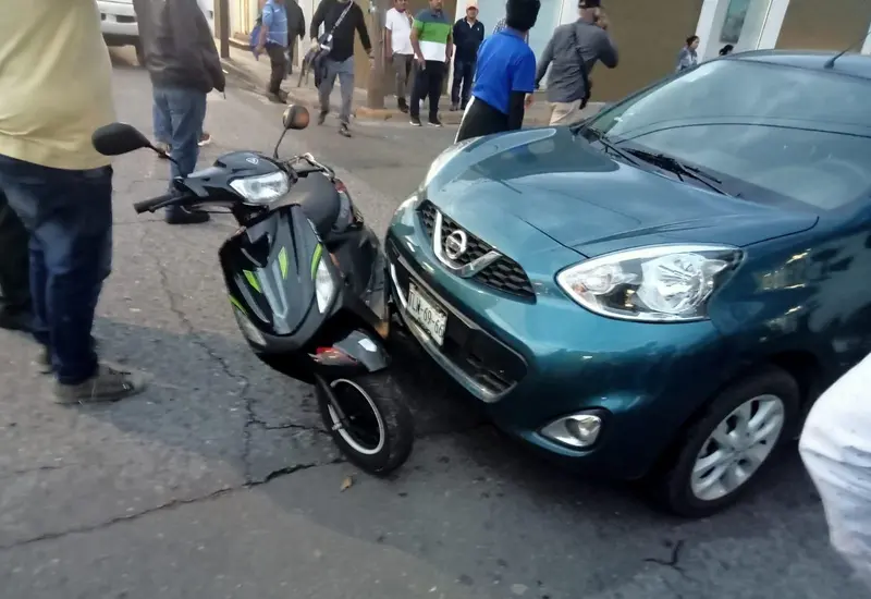 motocileta-accidente-autos