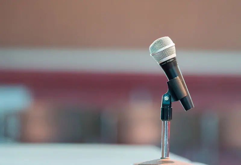 debates-ine