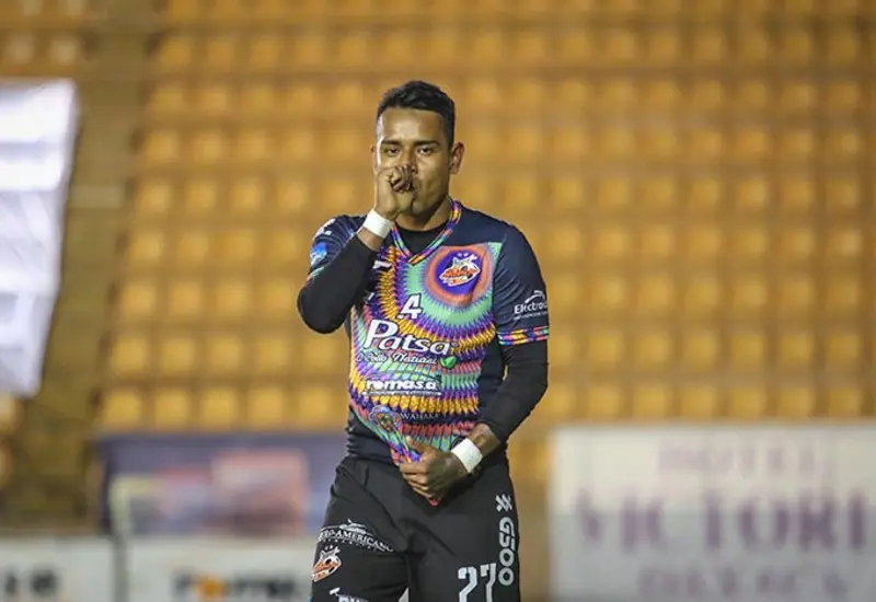 alebrijes-dorados_0