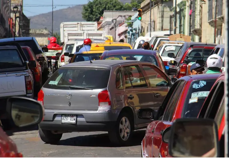 vehiculos_circulando_calle