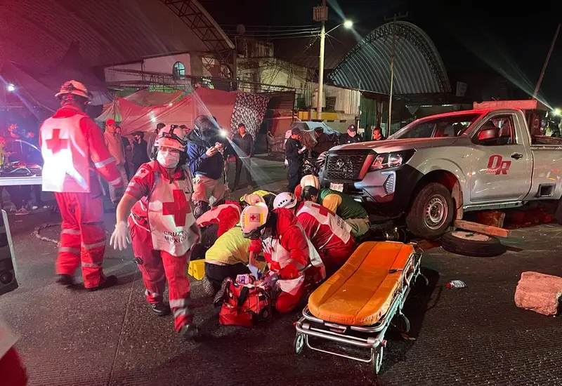 paramedicos_auxilian_arrollado_oaxaca