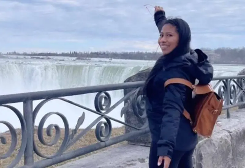 yalitza_aparicio_cataratas_niagara