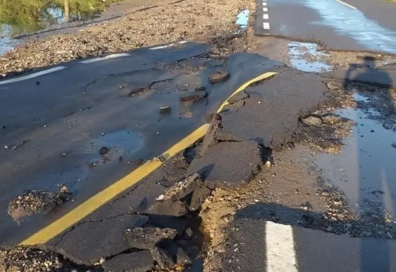 Carretera en malas condiciones 