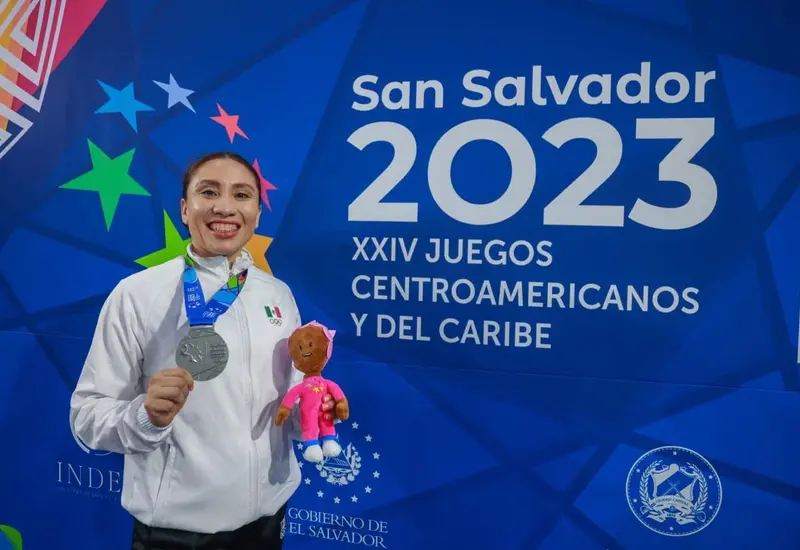 plata_karateca_xhunashi_caballero