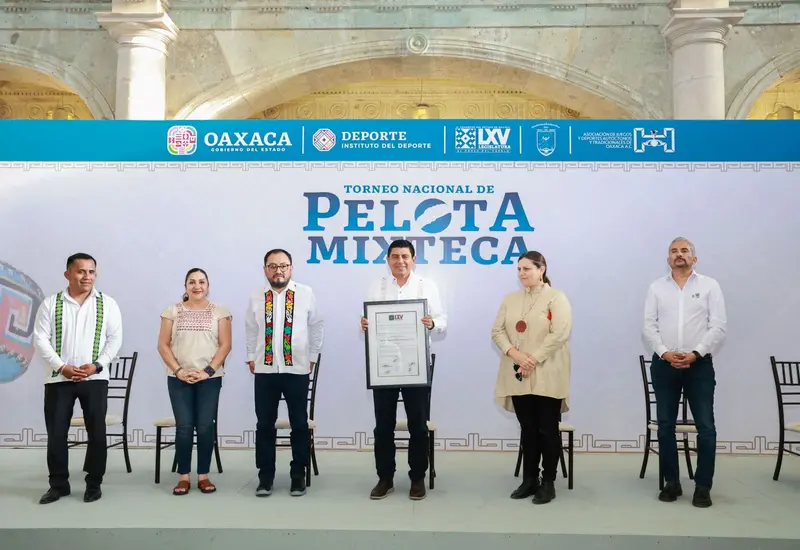 salomon_jara_celebra_dia_pelota_mixteca