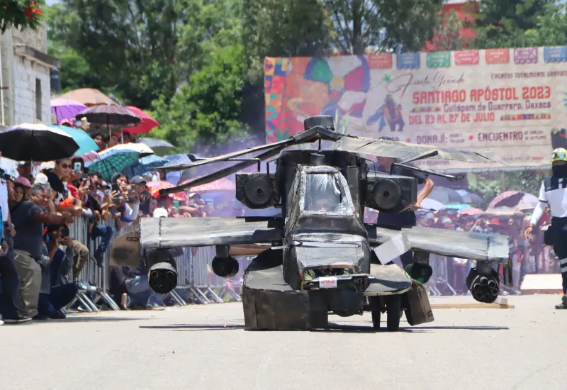 el_bombardero_carrera_autos_locos