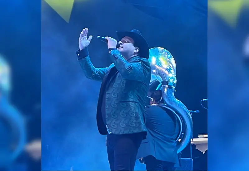 julion_alvarez_auditorio_guelaguetza