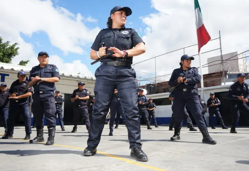 Policías