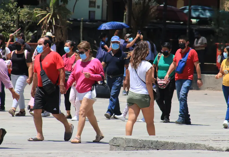 personas-caminando-centro