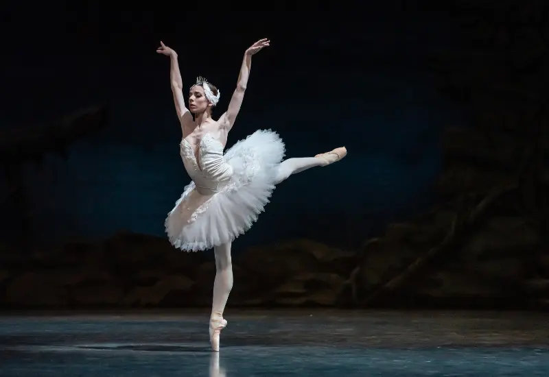 alina_nanu_ballet_nacional_checo