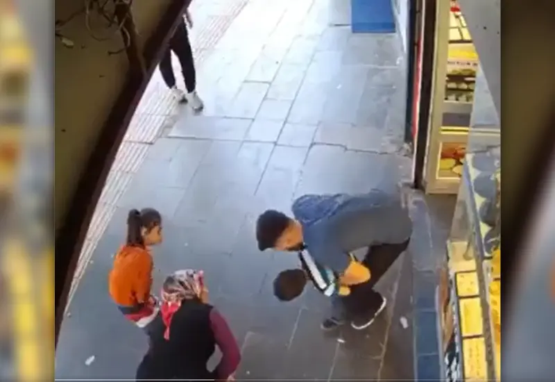 desconocido_salva_menor_ahogandose