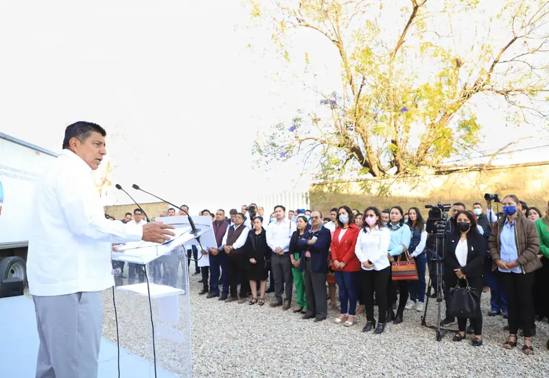 jara-hablando