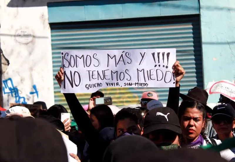 protesta_8_m