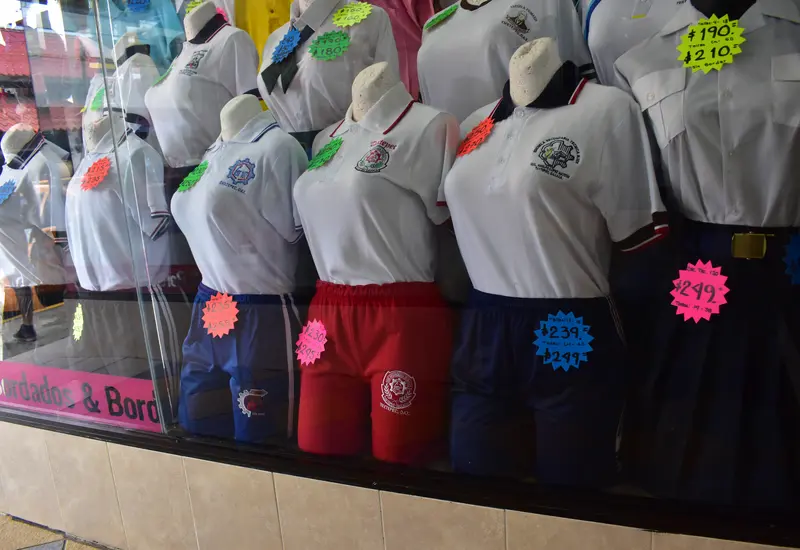 uniforme-paola