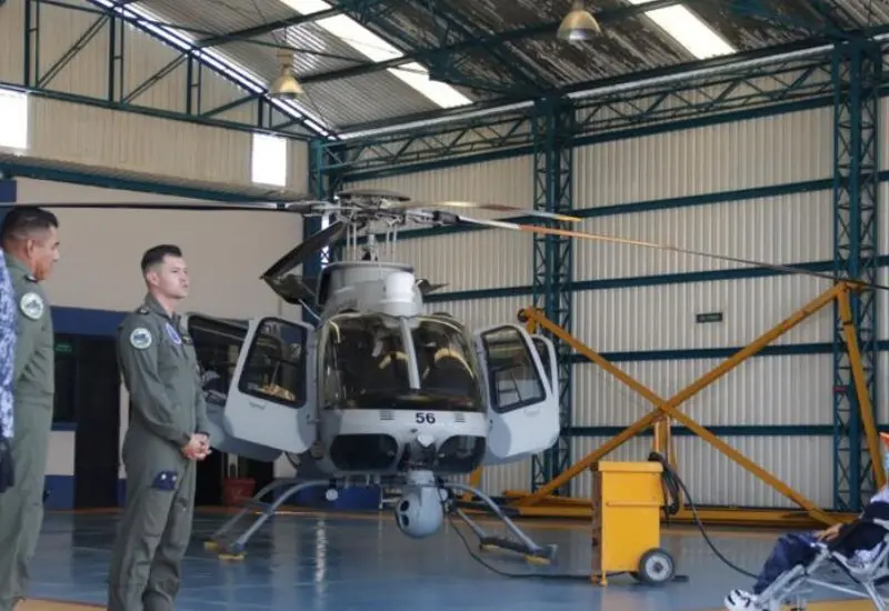 visita_crit_a_base_aerea