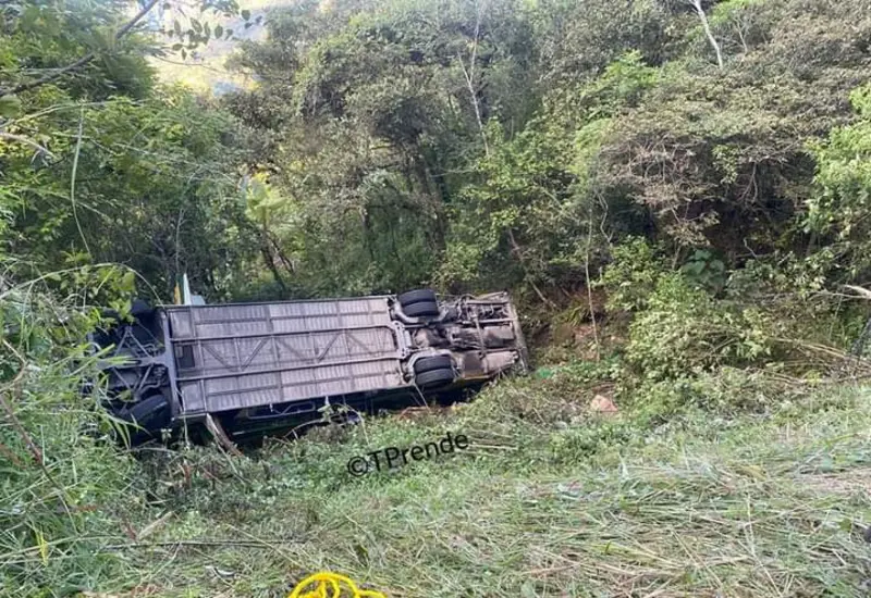 camion-volteado