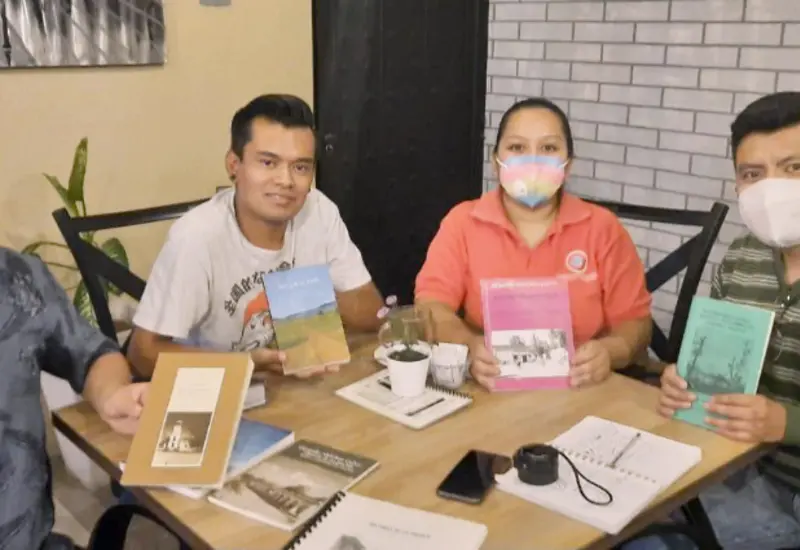  El cronista escribió tres libros de relatos e historia de Zaachila.