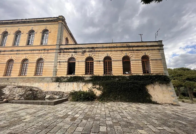 antigua_fabrica_hilados_tejidos_casa