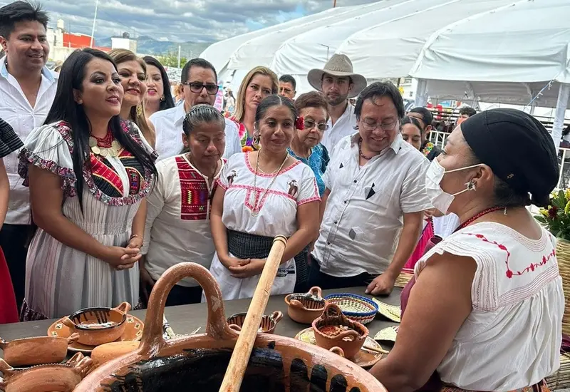 deja_ganancias_festival_mole_de_caderas