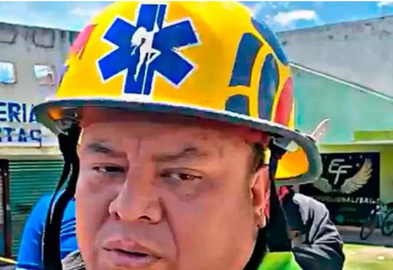 casco_con_bailarina_proteccion_civil