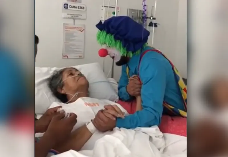 payasito_despide_a_madre_agonizante