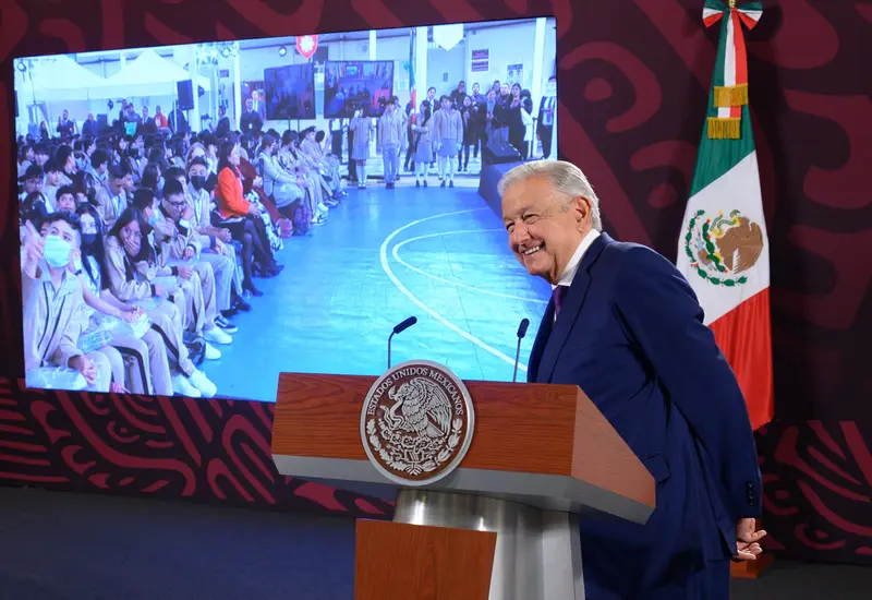 amlo-escuela