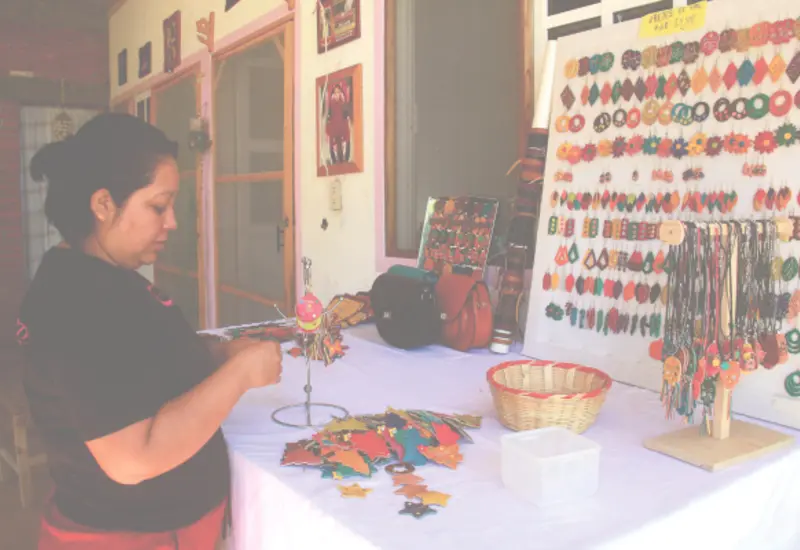 oaxaca_artesanias_navidad_mujer