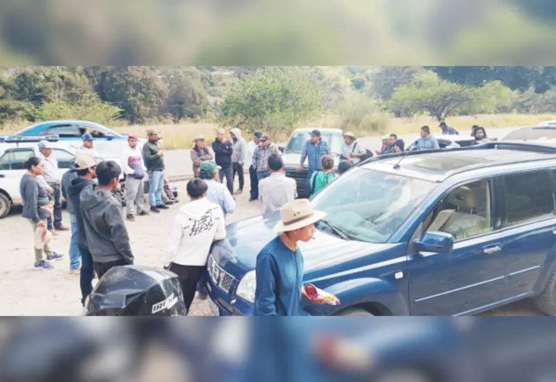 Inconformes piden la entrega de recursos para vivienda.