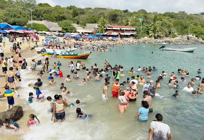 Las 17 playas de Huatulco, Puerto Ángel y Puerto Escondido se encuentran aptas para su uso recreativo.