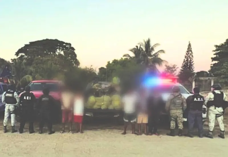 Cinco personas fueron detenidas en la Costa oaxaqueña en operativos realizados por elementos de la Fiscalía General del Estado.