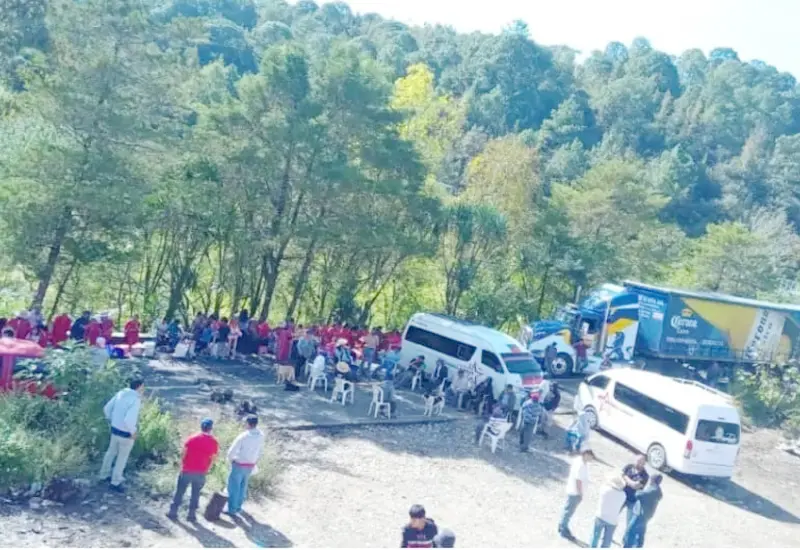 Los bloqueos en la zona Triqui se han vuelto una constante por la pugna social.
