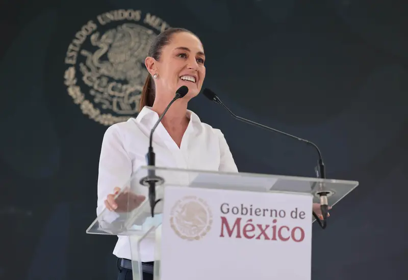 La Presidenta Claudia Sheinbaum mencionó que se recuperó a Petróleos Mexicanos (Pemex) y a la Comisión Federal de Electricidad como empresas públicas del Estado.