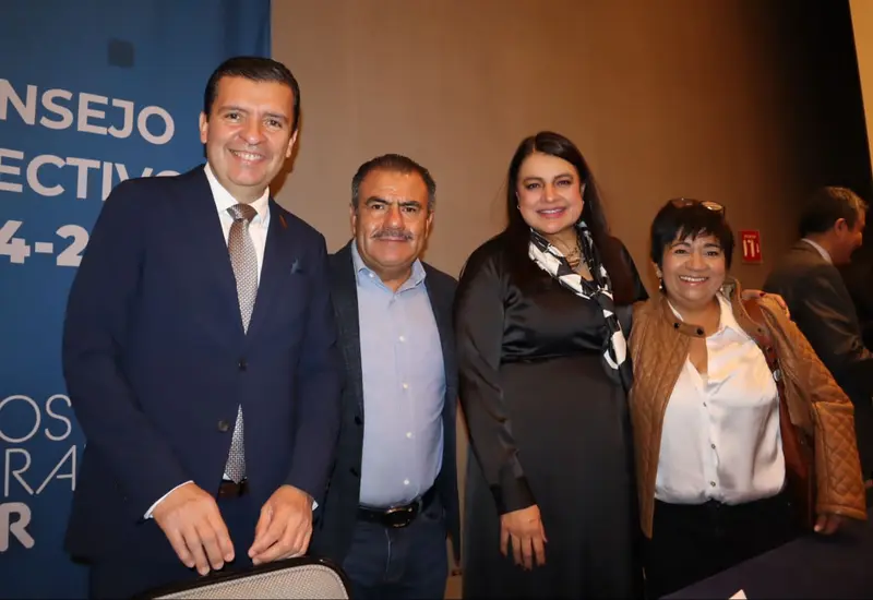 armando_contreras_toma_protesta_valuadores