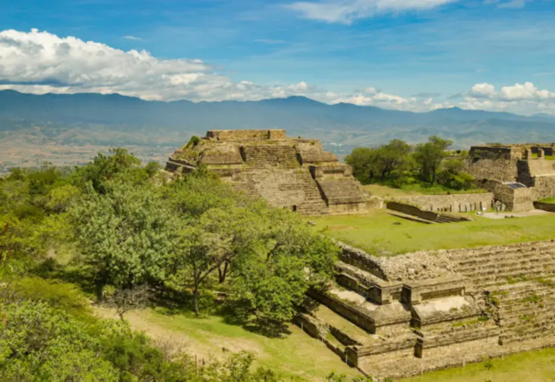 montealban-oaxaca