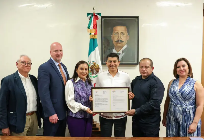 otorgan_certificación_c4