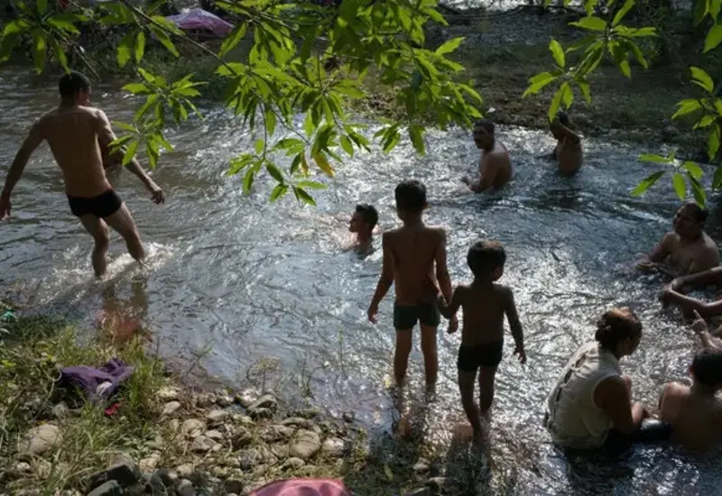 rio-niños