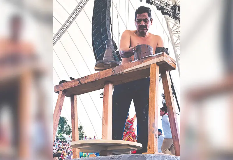 alfarero_asuncion_ixtaltepec_en_guelaguetza