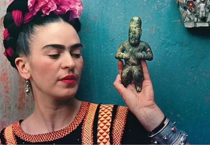 frida_kahlo_vistio_tehuana_fallecimiento