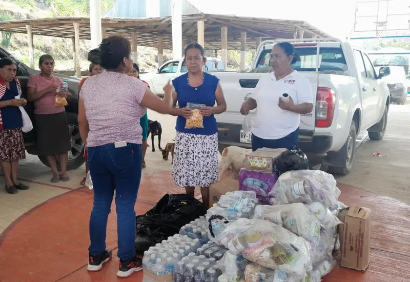 entregan_alimentacion_solidaria_combatientes_incendios